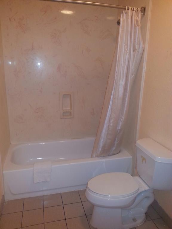 Deluxe Inn Motel Хьюстон Номер фото